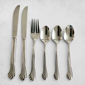 Stanley Roberts Dawn Flatware Fork, Knives, Spoons (6 Pieces)